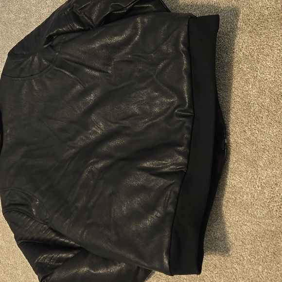 Epic Threads Black Bomber Jacket with Patches Boys Size XL - Picture 7 of 7